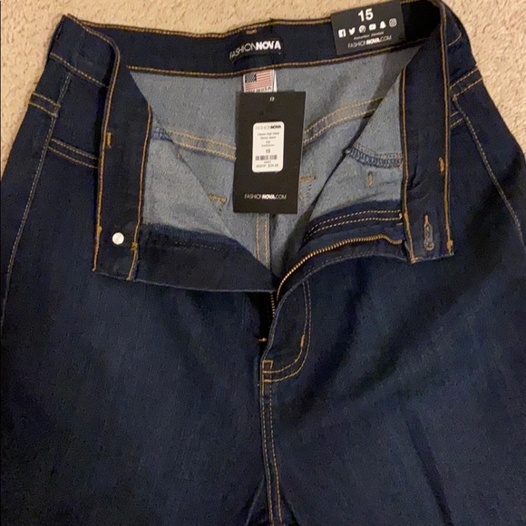 Fashion Nova jeans - Picture 1 of 4